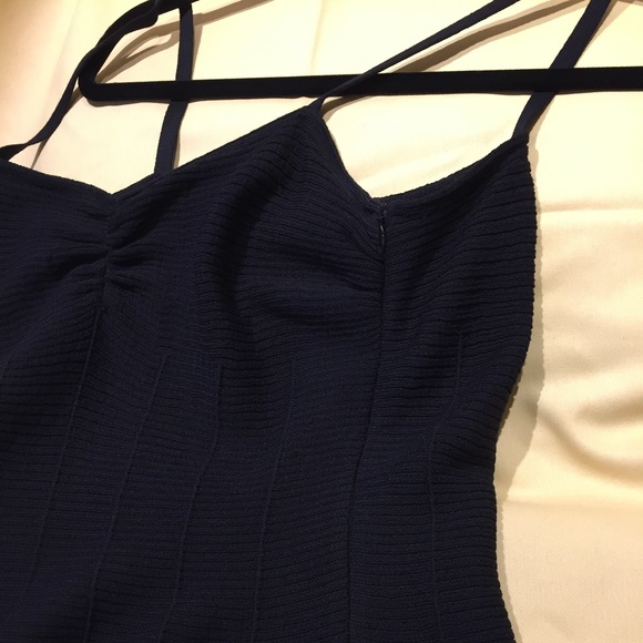 🌵ST. JOHN Black Knit Contour Tank Side Zip - Picture 8 of 8